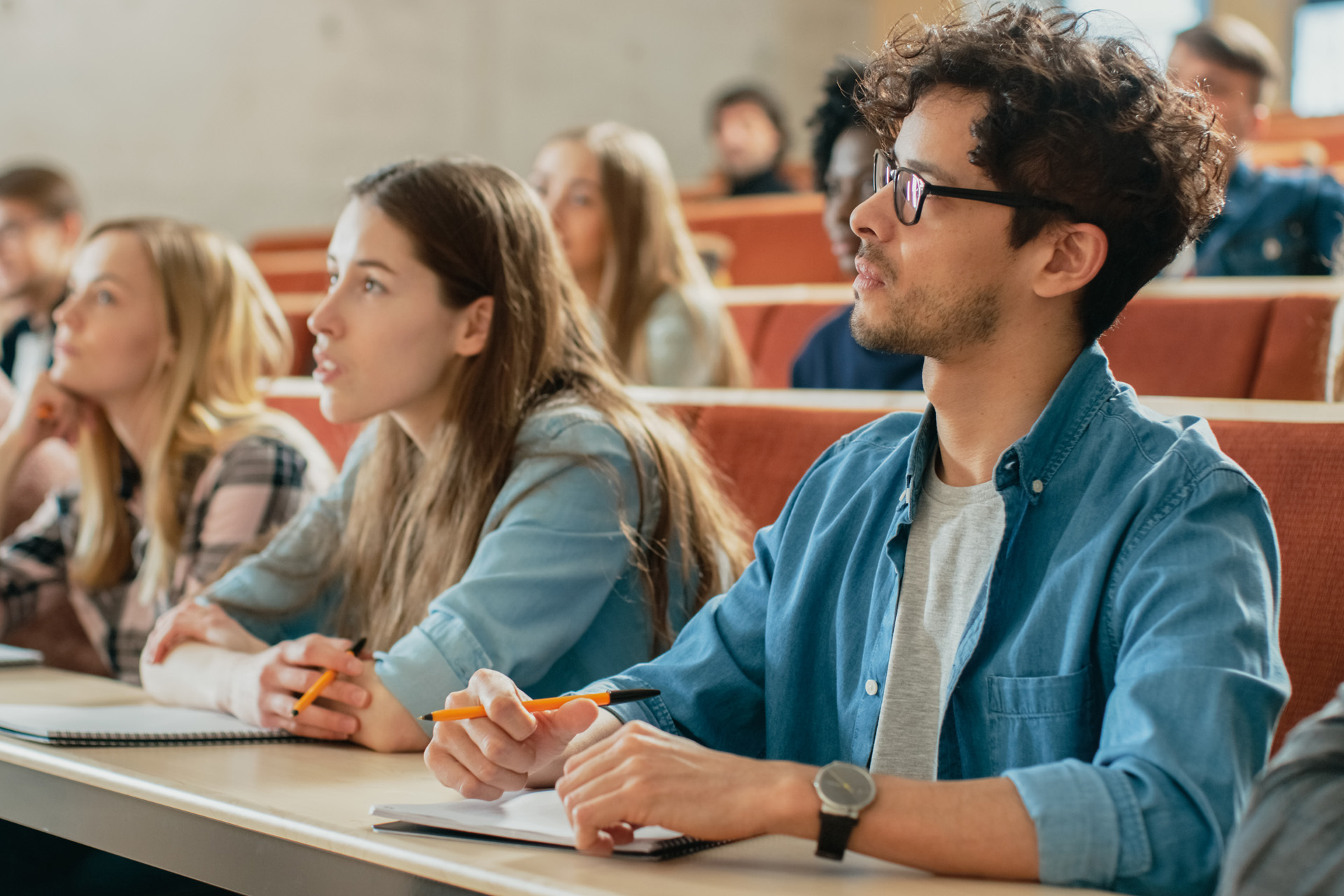 HG shutterstock 1077839504