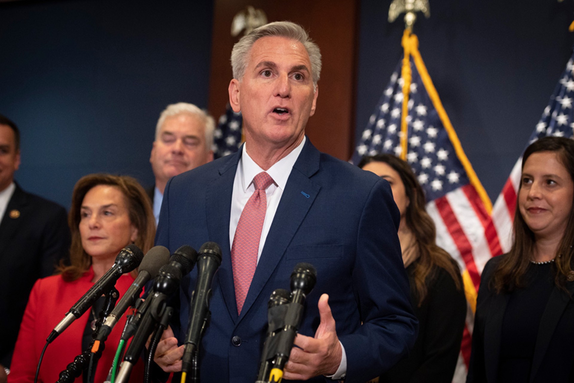 HG shutterstock 2274408301