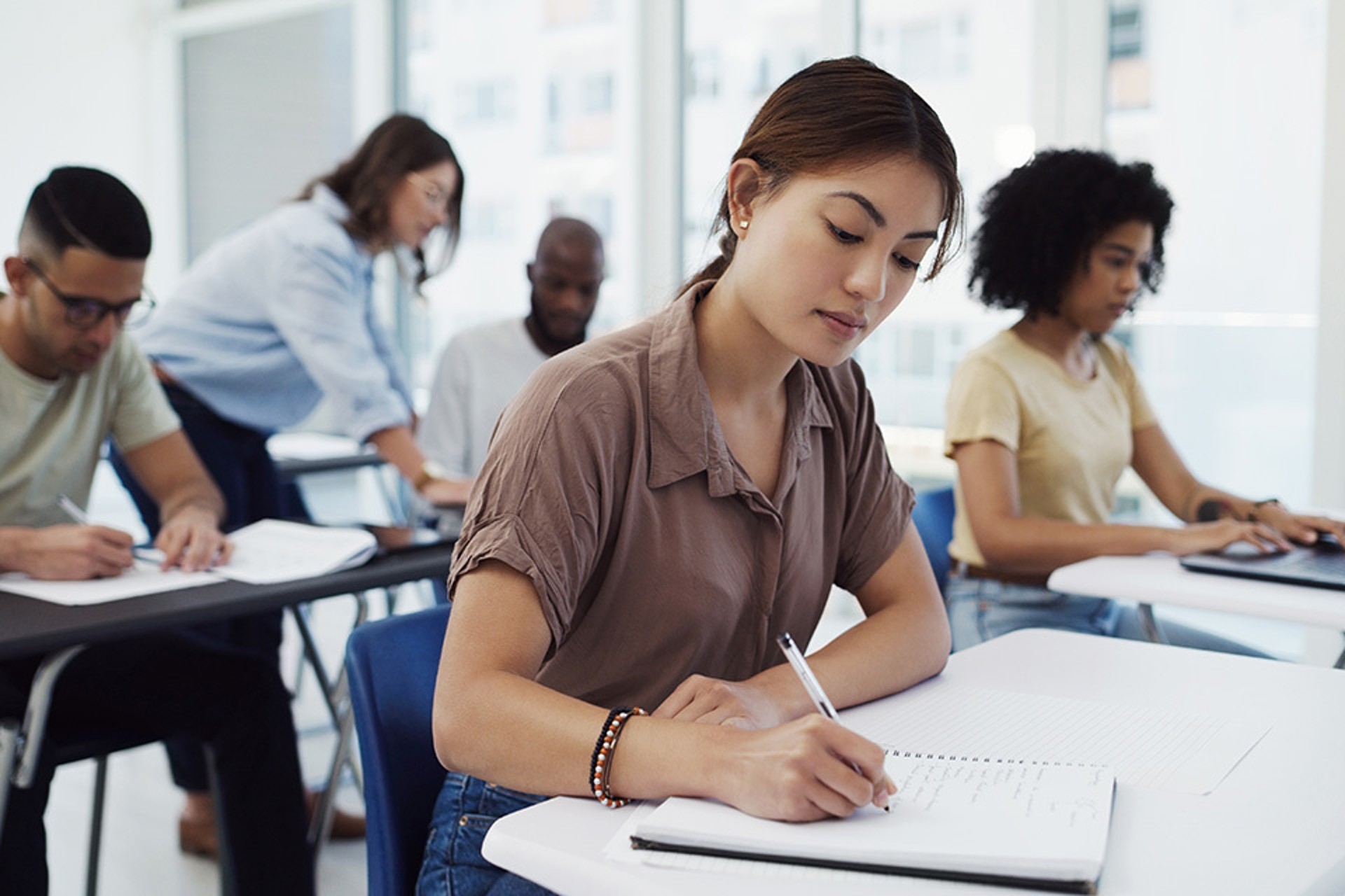 Shutterstock 2451041645 HG