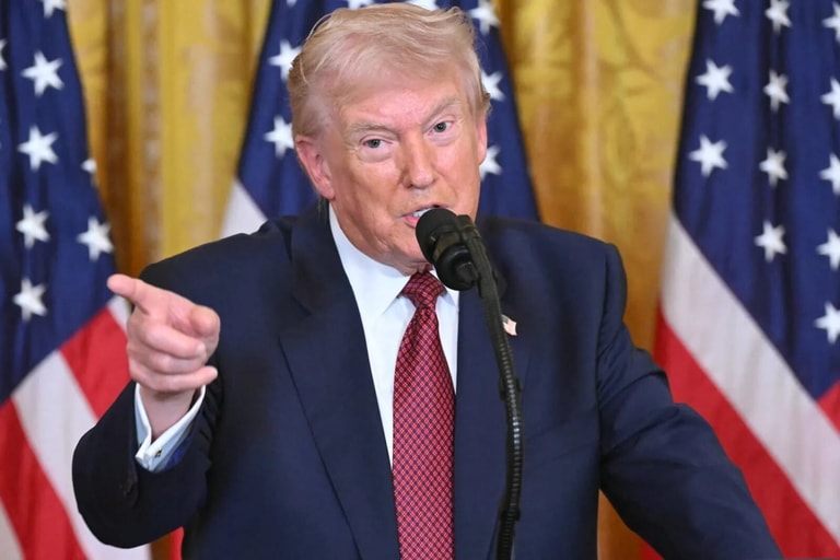 Copy of 32 Split Screen 93