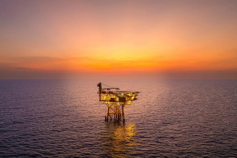 HG shutterstock 2470575931 02 1 25x