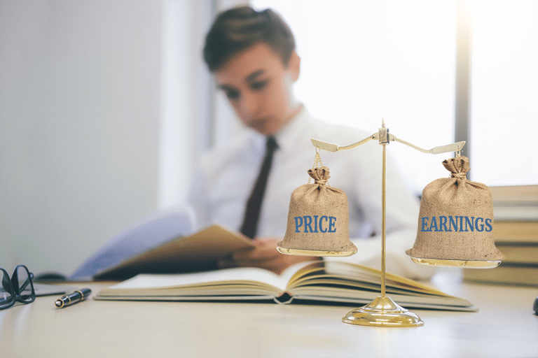 Price To Earnings Header V 1