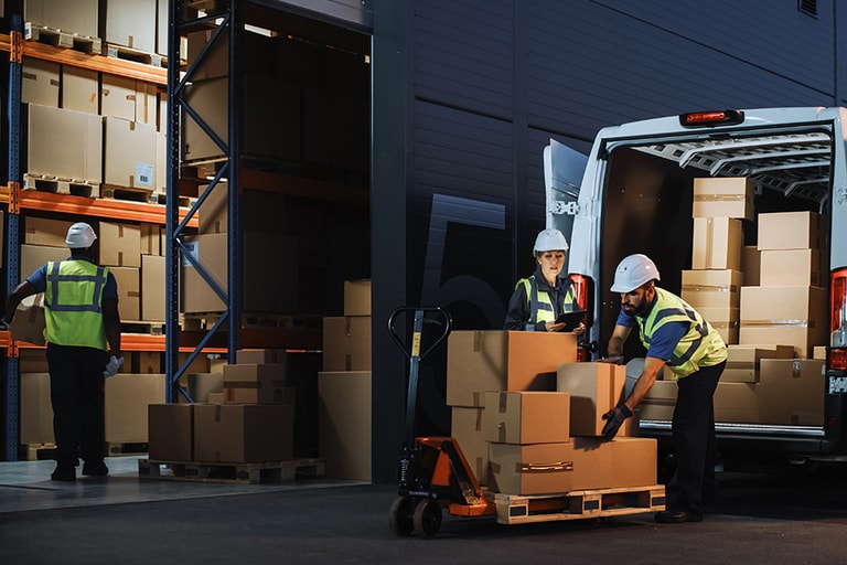 Shutterstock 2042952371