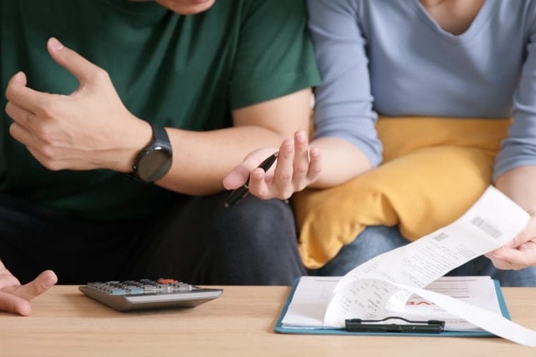 Shutterstock 2394011783