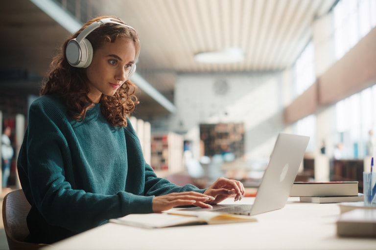 Shutterstock 2458397483