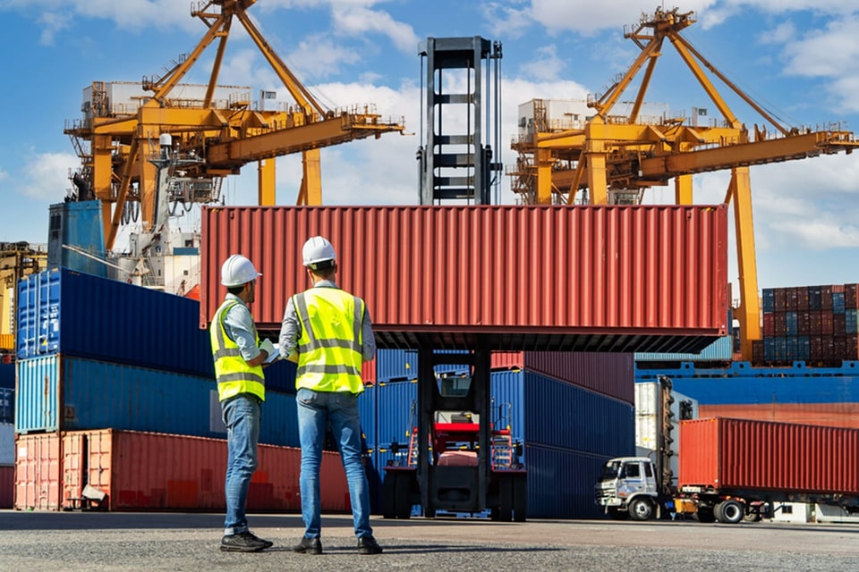 HG shutterstock 2022709529 1 5x