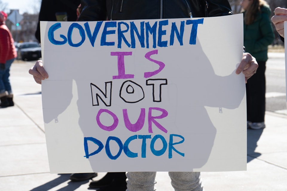 HG shutterstock 2267095757 1 25x