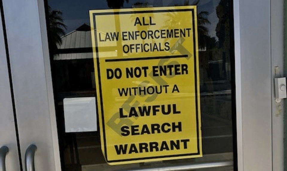 Entrance_to_BorderLinks_cropped